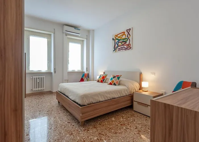 Bright & Stylish Flat Near Pamphili Apartamento